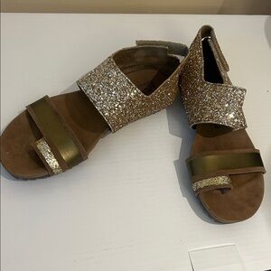Pedro Garcia España Gold Glitter Sandals Brand New sz 37